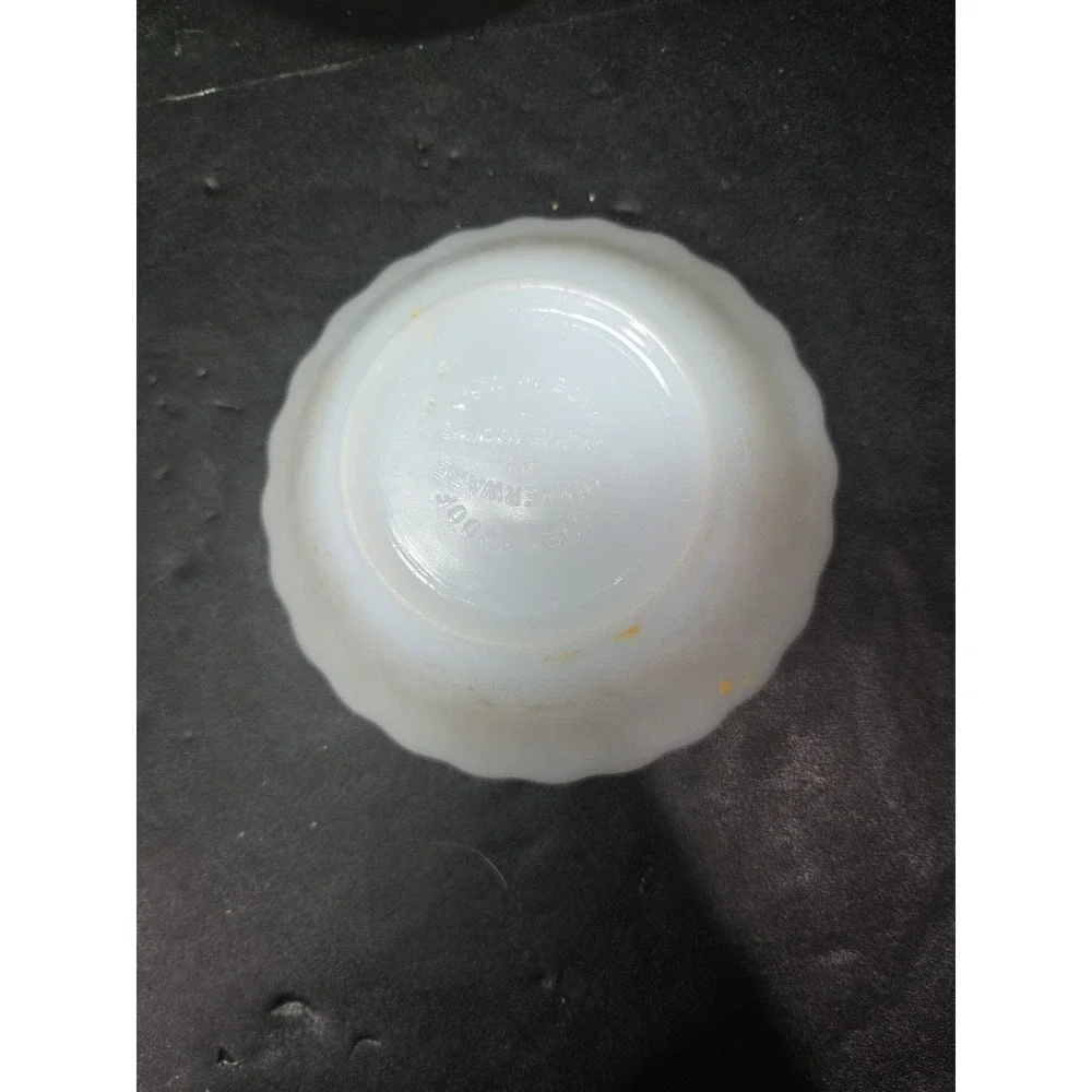 Anchor Hocking Milk Glass Berry Bowls, White Golden Shell Design, Set of 3 Bowls